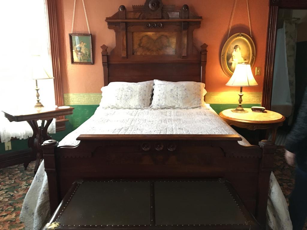 Geiger Victorian Bed And Breakfast Tacoma Extérieur photo