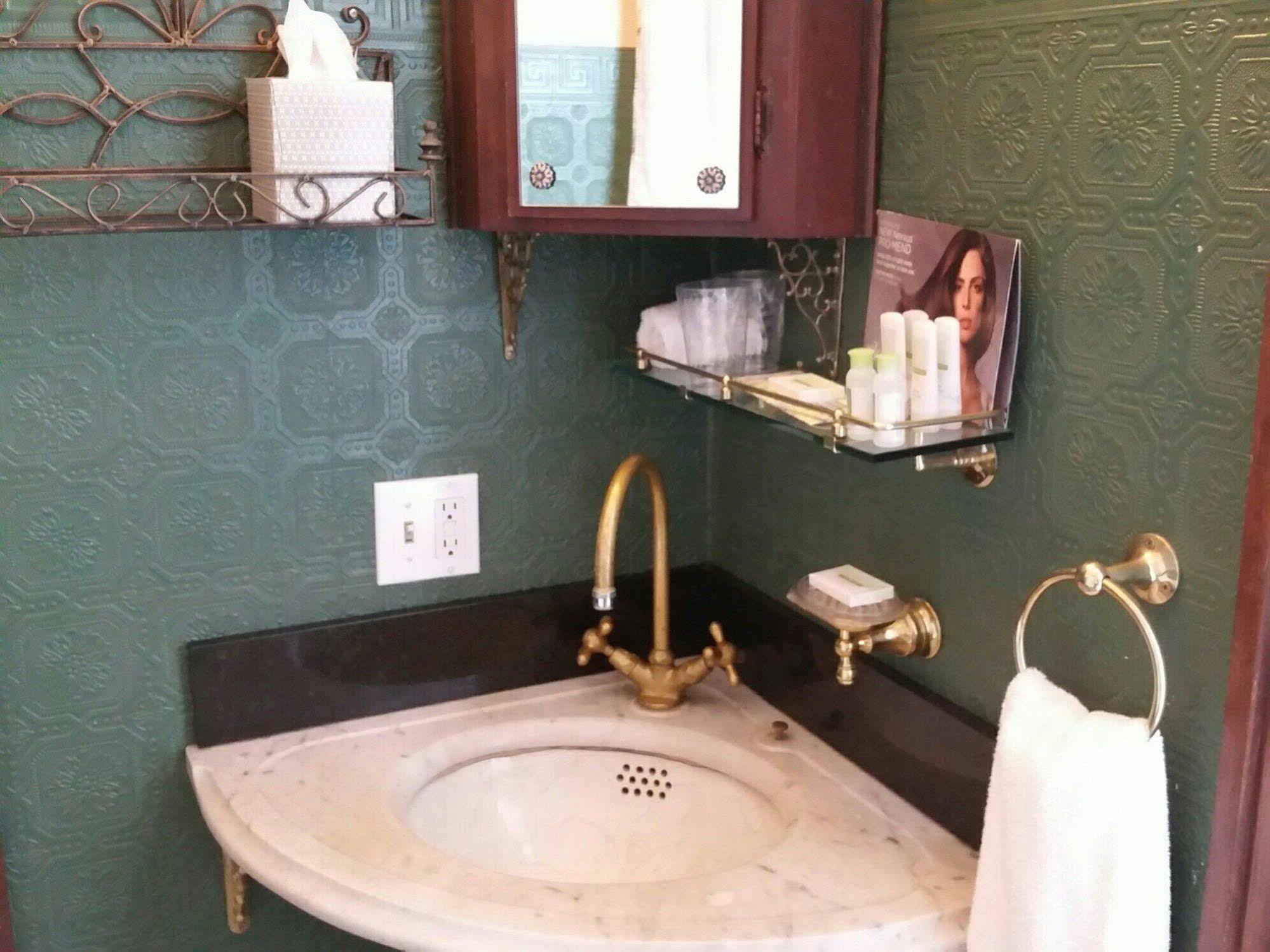 Geiger Victorian Bed And Breakfast Tacoma Extérieur photo